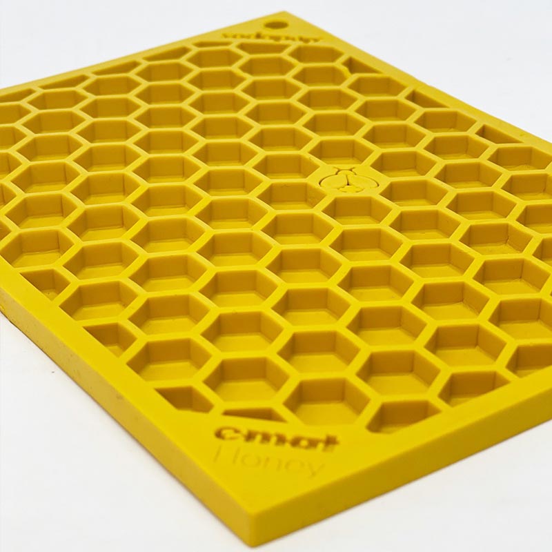 Sodapup Lickmat Honeycomb – Yellow